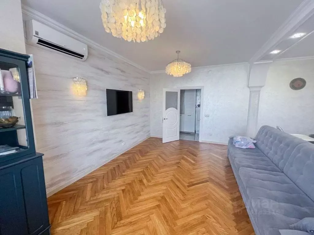 3-к кв. Крым, Симферополь ул. Батурина, 143 (75.3 м) - Фото 2