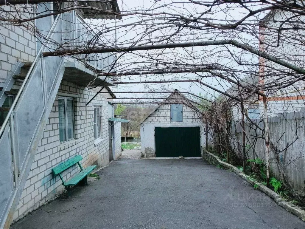 Дом в Белгородская область, Белгород Октябрьская ул., 63 (77 м) - Фото 0