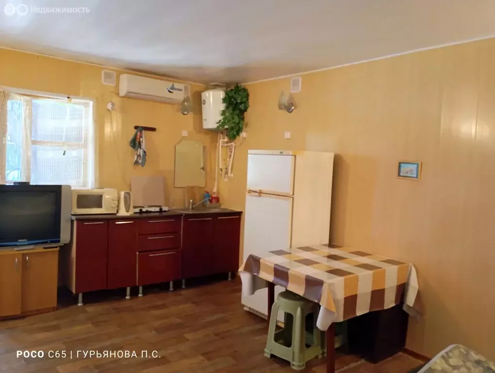 2-комнатная квартира: Ейск, Осводовский переулок, 1 (70 м) - Фото 0