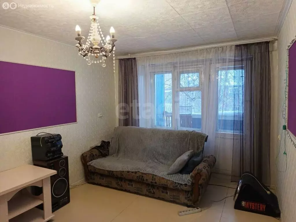 2-комнатная квартира: Анжеро-Судженск, Октябрьский проезд, 8 (43.7 м) - Фото 2