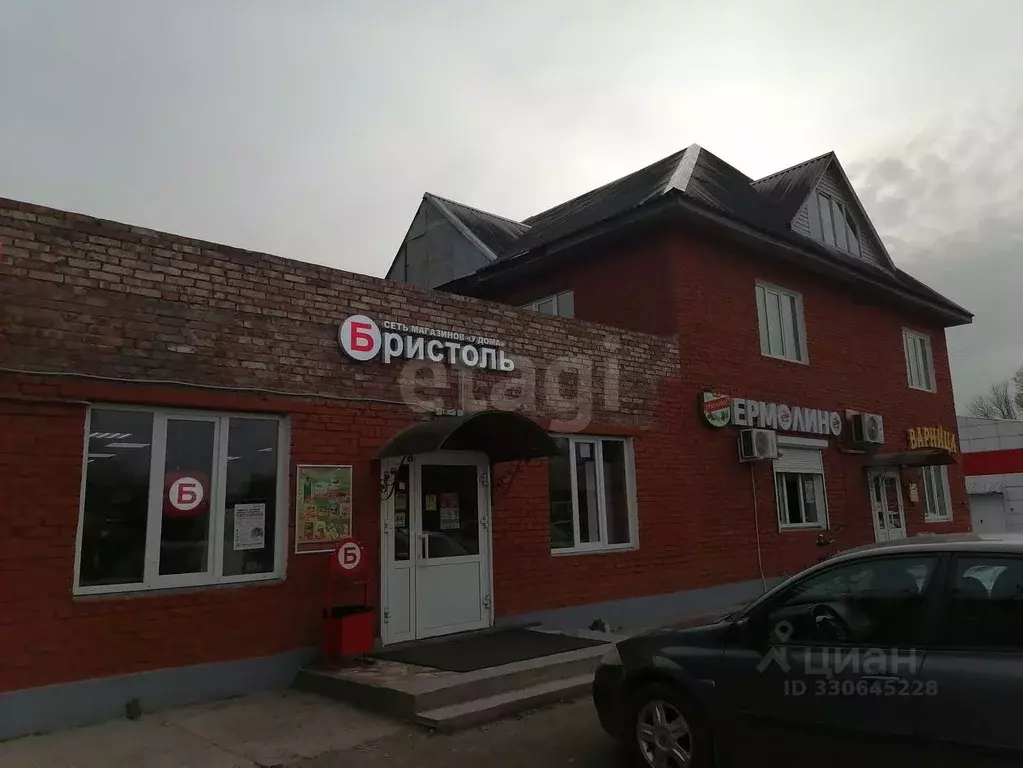 Торговая площадь в Псковская область, Остров 1 Мая ул., 16Б (117 м) - Фото 2