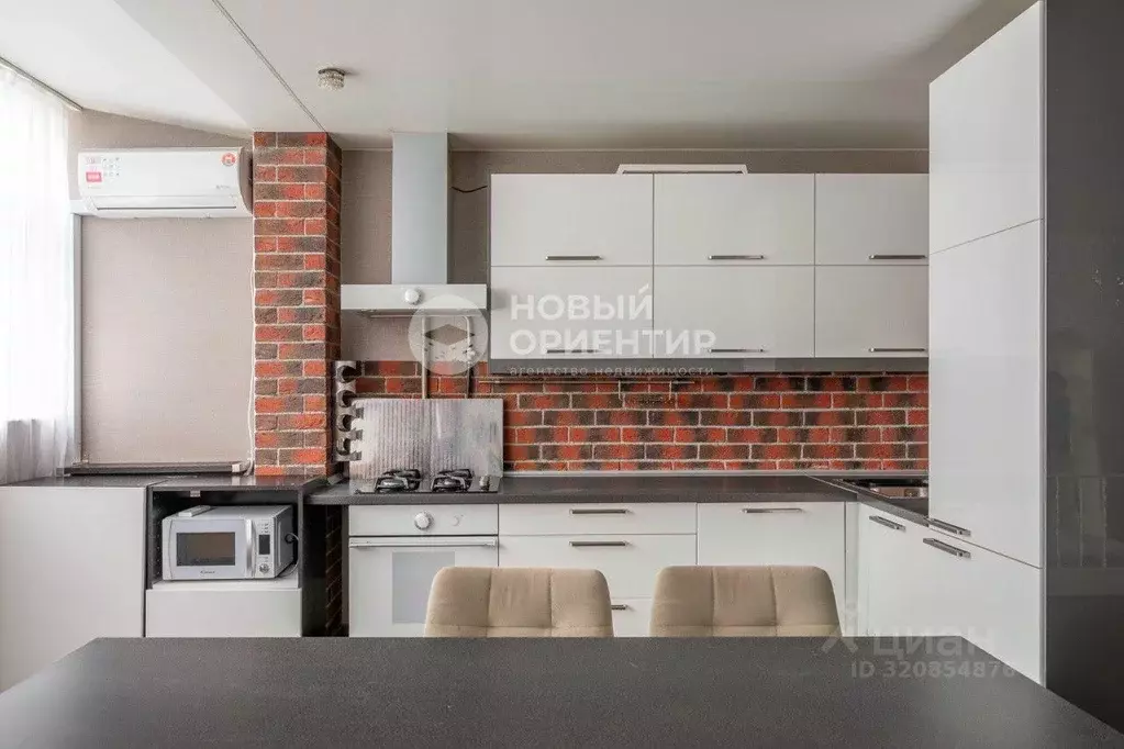 1-к кв. Свердловская область, Екатеринбург ул. Викулова, 32А (40.2 м) - Фото 2