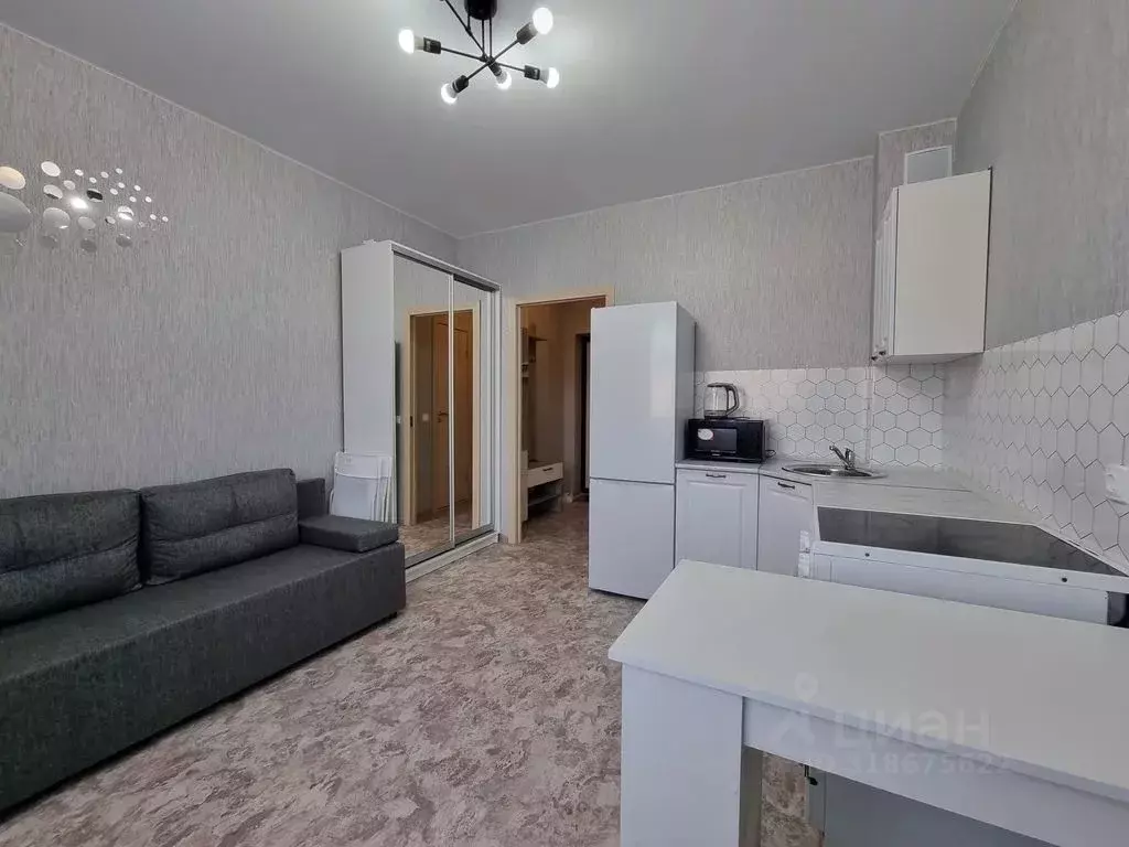 Студия Ханты-Мансийский АО, Когалым ул. Дорожников, 4 (25.0 м) - Фото 0