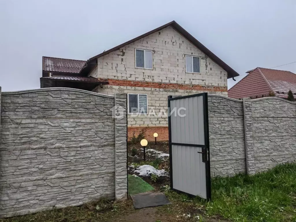 Дом в Белгородская область, Белгородский район, Разумное рп ул. ... - Фото 1