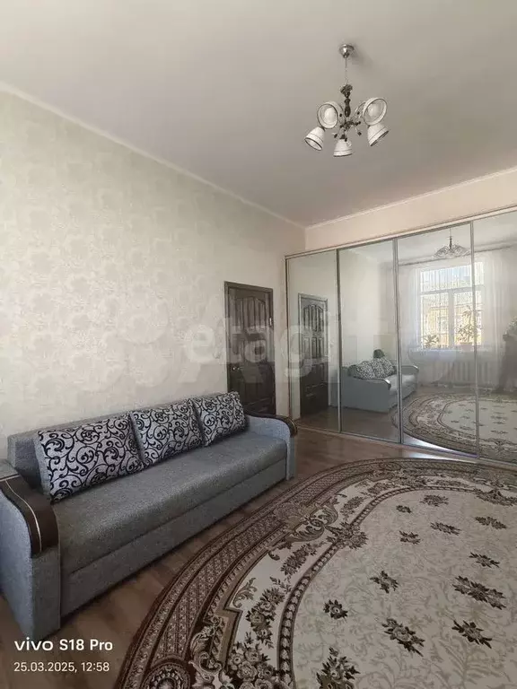 1-к. квартира, 41 м, 3/3 эт. - Фото 1