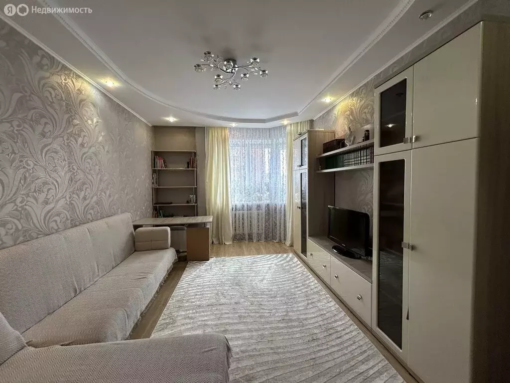 2-комнатная квартира: Оренбург, Просторная улица, 23/1 (69 м) - Фото 1