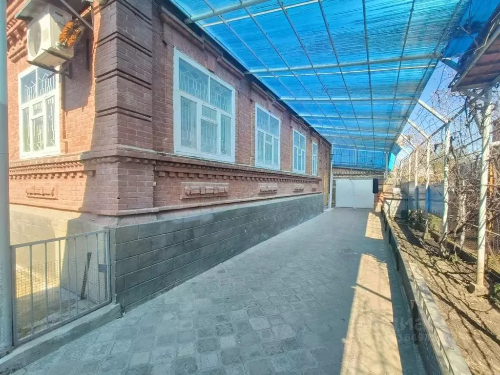 Дом в Краснодарский край, Лабинск ул. Мира, 115 (177 м) - Фото 1