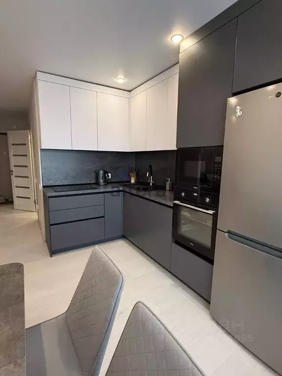 1-к кв. Татарстан, Казань ул. Братьев Батталовых, 20А (37.1 м) - Фото 2