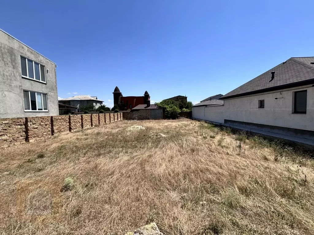 Участок в Крым, Сакский район, с. Уютное ул. Дружбы, 72 (8.0 сот.) - Фото 0