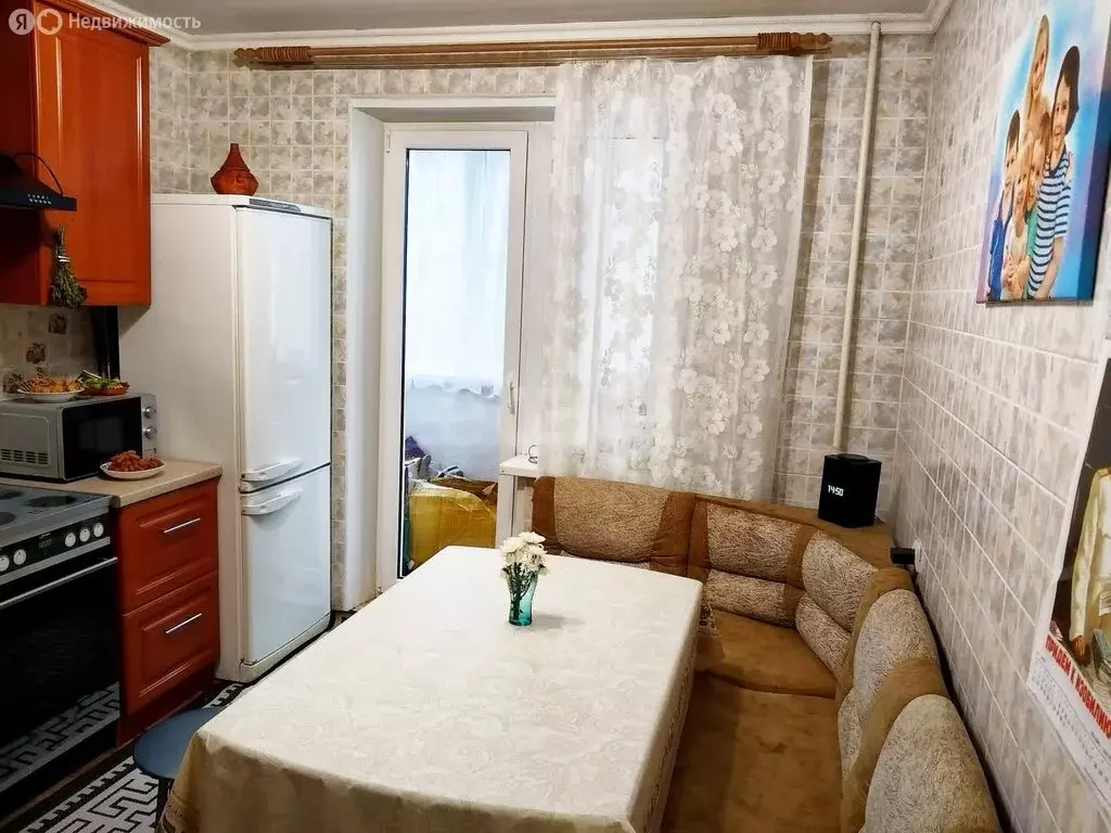 3-комнатная квартира: Протвино, Северный проезд, 1 (75.8 м) - Фото 2