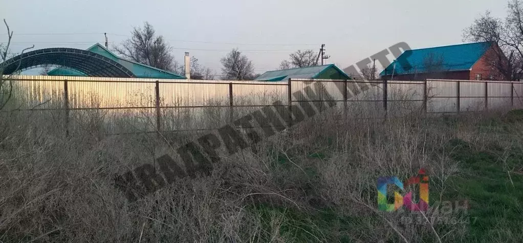 Участок в Калмыкия, Целинный район, с. Троицкое ул. К. Эрендженова, 12 ... - Фото 1