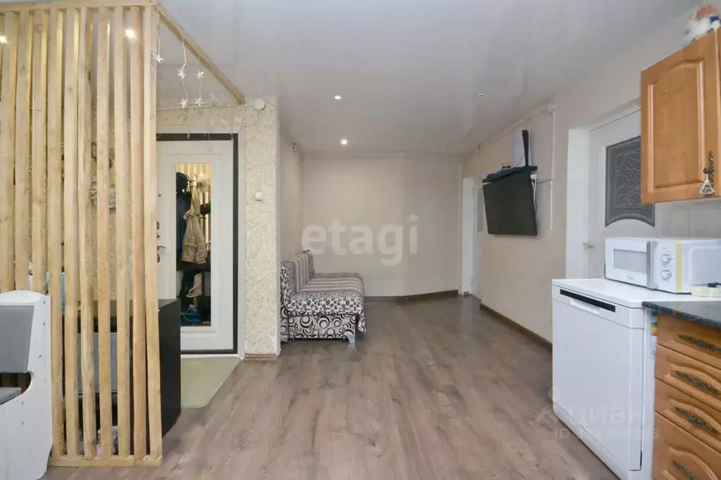 2-к кв. Саха (Якутия), Якутск ул. Строителей, 8 (52.1 м) - Фото 1