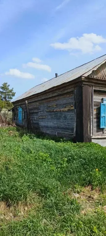 Дом в Саратовская область, Татищевский район, Идолгское муниципальное ... - Фото 1