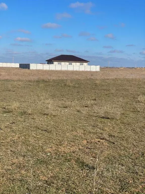 Участок в Крым, Сакский район, с. Уютное ул. Садовая (6.0 сот.) - Фото 2