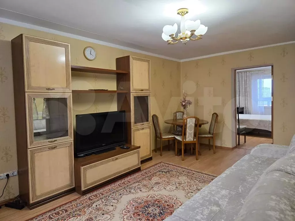 3-к. квартира, 60 м, 6/9 эт. - Фото 0