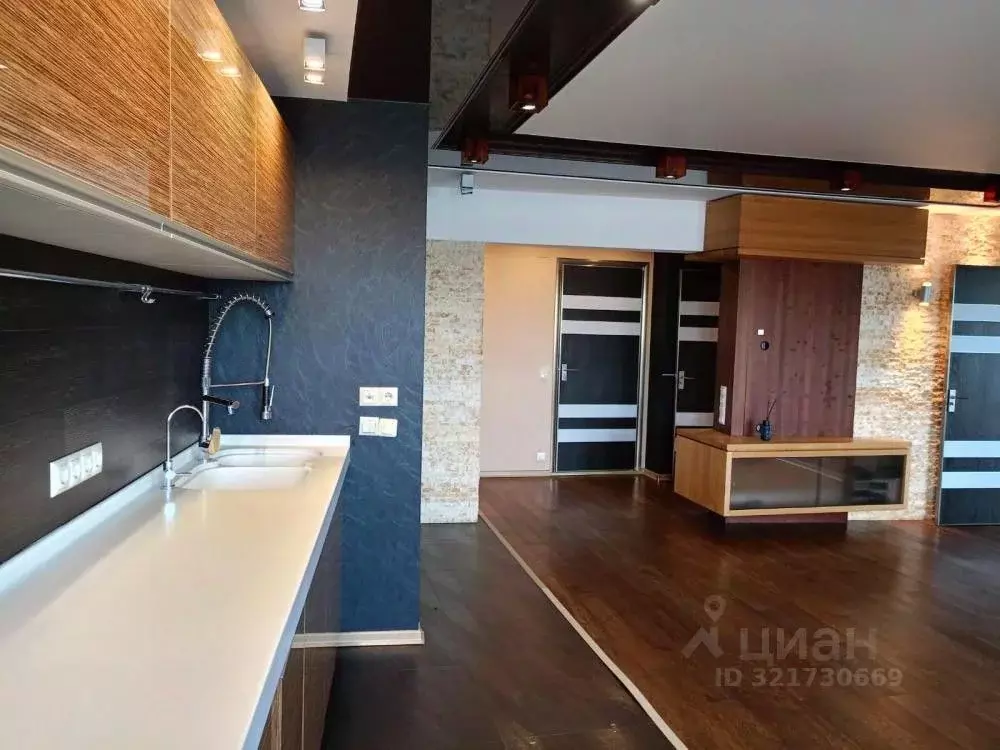 3-к кв. Иркутская область, Иркутск ул. Касьянова, 28 (132.7 м) - Фото 1