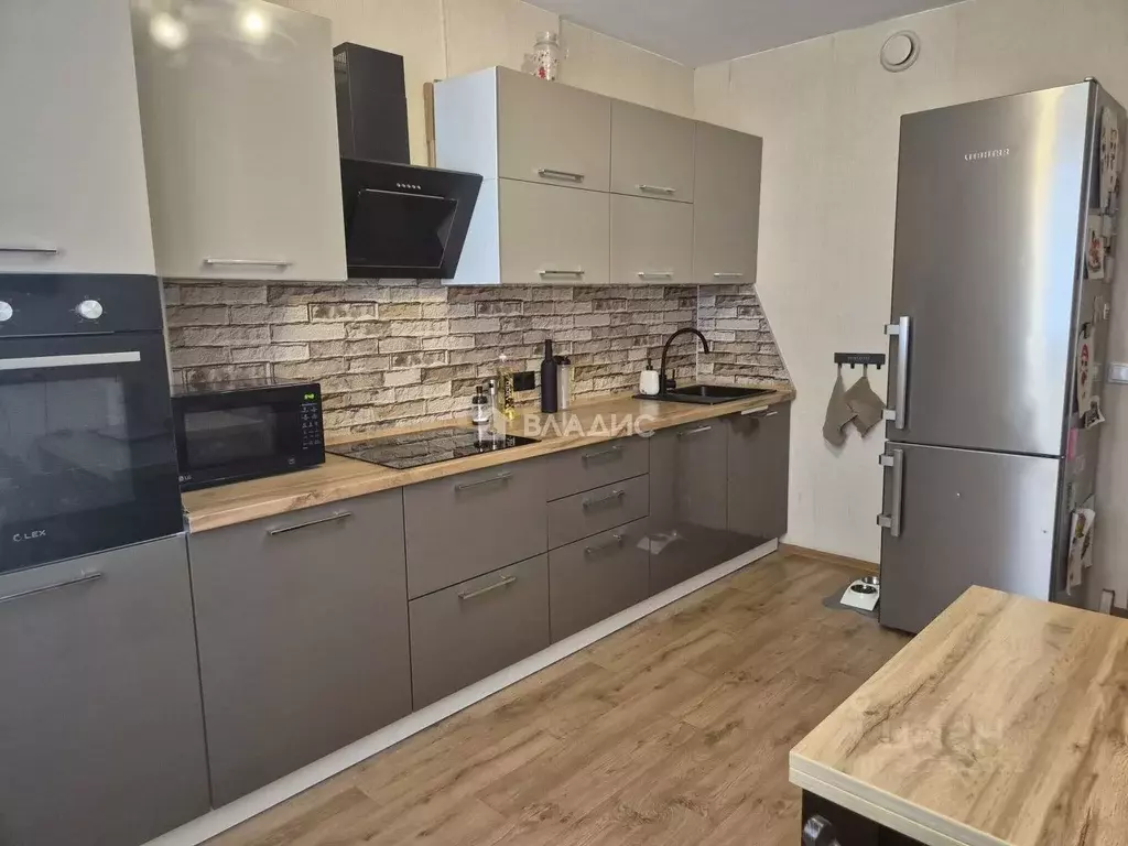 2-к кв. Нижегородская область, Нижний Новгород ул. академика Сахарова, ... - Фото 1