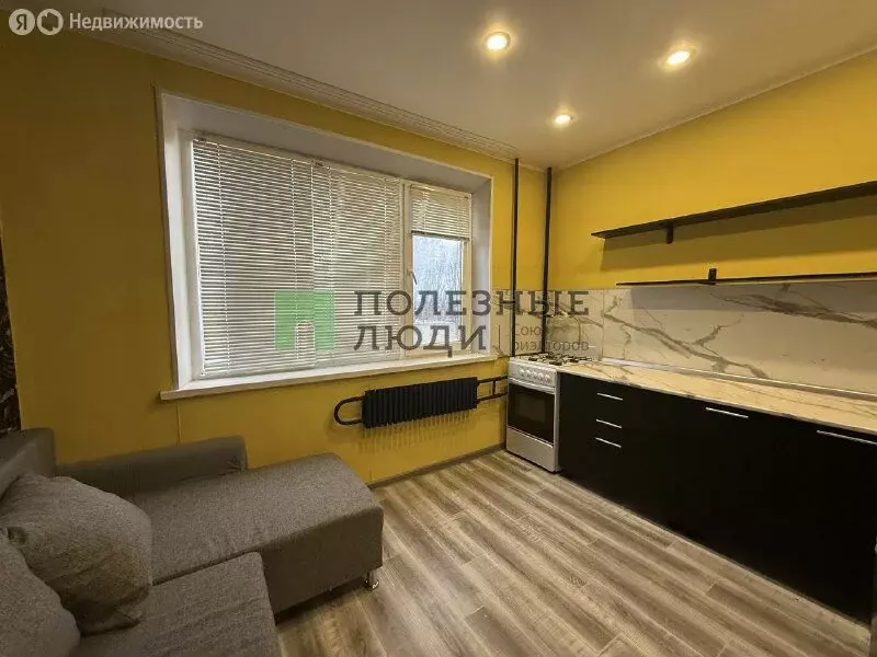 1-комнатная квартира: Губкин, улица Космонавтов, 15А (41.5 м) - Фото 1