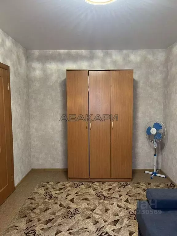 2-к кв. Красноярский край, Красноярск Взлетка мкр, ул. Батурина, 20 ... - Фото 1