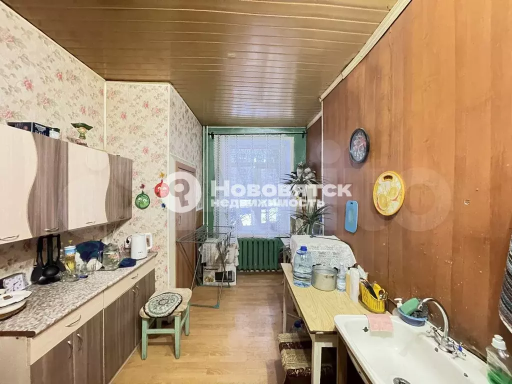 Комната 12,4 м в 5-к., 2/4 эт. - Фото 1