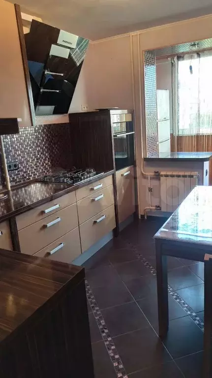 3-к. квартира, 64 м, 8/9 эт. - Фото 0