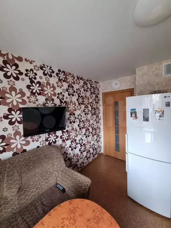 2-к. квартира, 55 м, 8/10 эт. - Фото 1