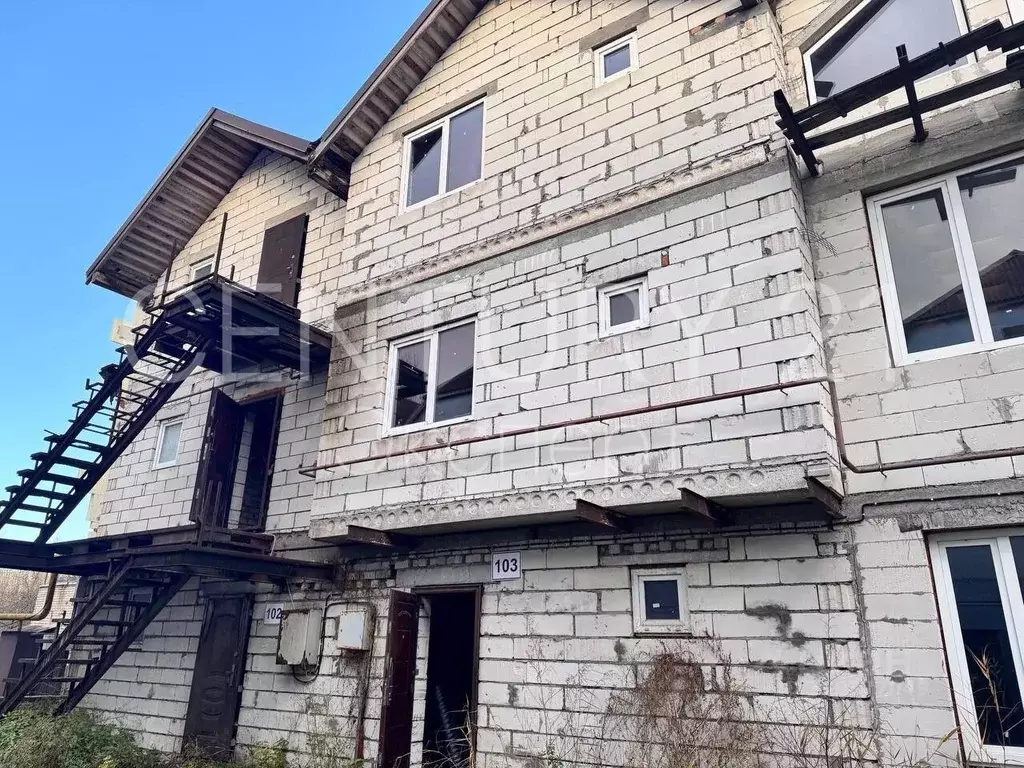 Таунхаус в Калининградская область, Калининград Рейд ВМК, с42 (156 м) - Фото 2