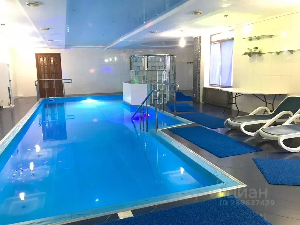 Дом в Краснодарский край, Краснодар Кубанская ул., 1/11 (700 м) - Фото 1