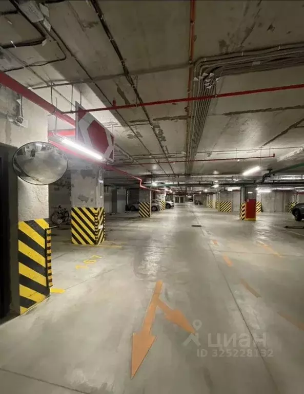 Гараж в Санкт-Петербург Манчестерская ул., 3к2 (13 м) - Фото 1