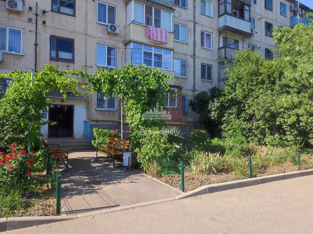 2-к кв. Крым, Керчь ул. 1-й Пятилетки, 33 (44.5 м) - Фото 0