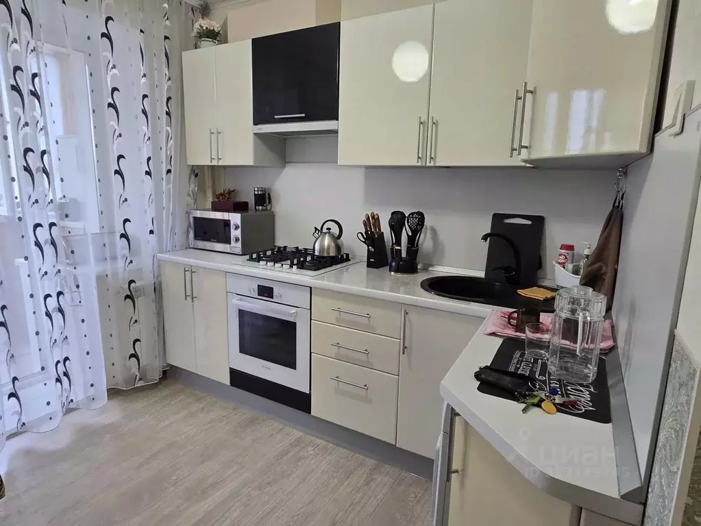 1-к кв. Коми, Сыктывкар Школьный пер., 10 (36.0 м) - Фото 1