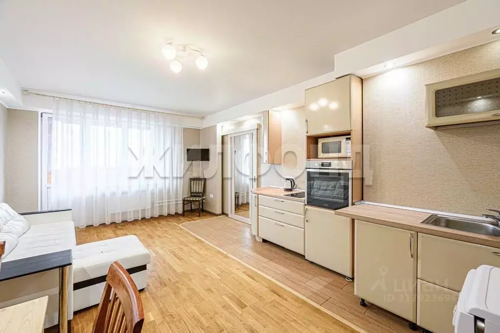 2-к кв. Новосибирская область, Новосибирск ул. Орджоникидзе, 47 (98.1 ... - Фото 0