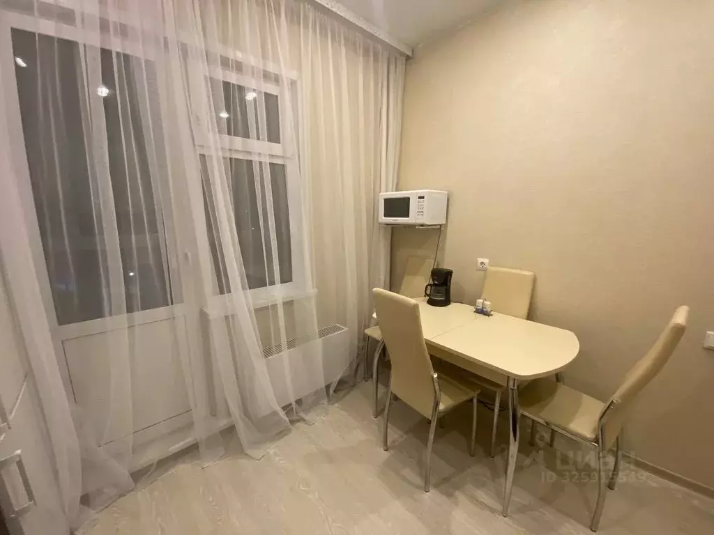 1-к кв. Кемеровская область, Кемерово просп. Химиков, 51 (35.0 м) - Фото 2