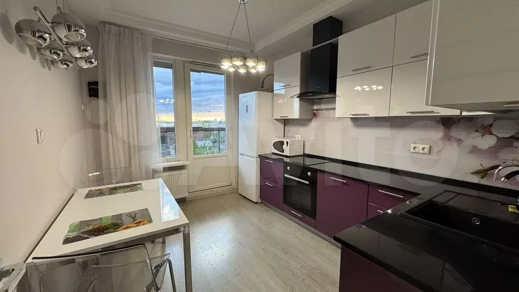 1-к. квартира, 35 м, 7/11 эт. - Фото 0
