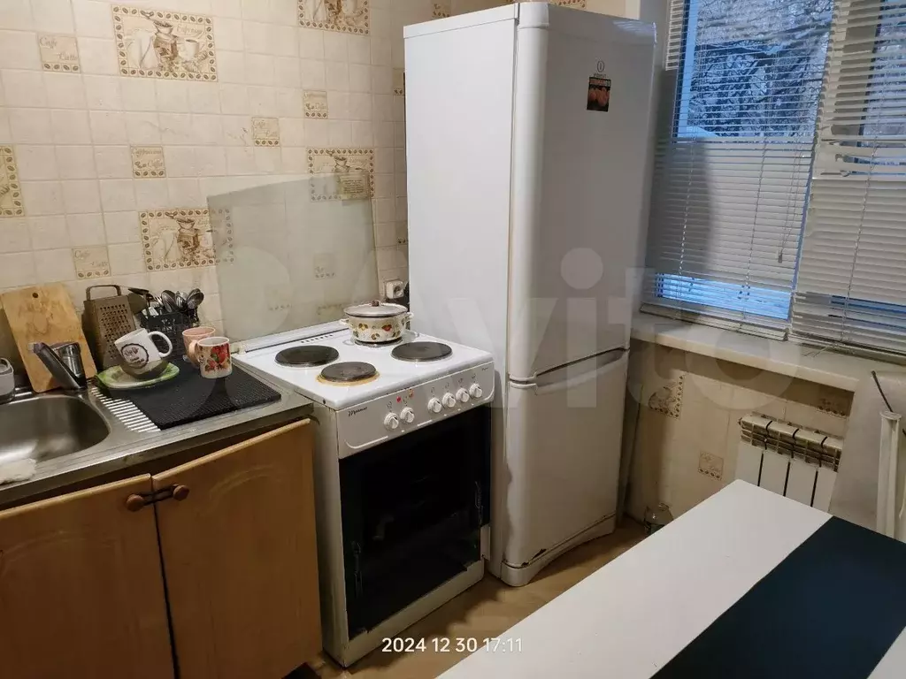 3-к. квартира, 48 м, 1/1 эт. - Фото 0