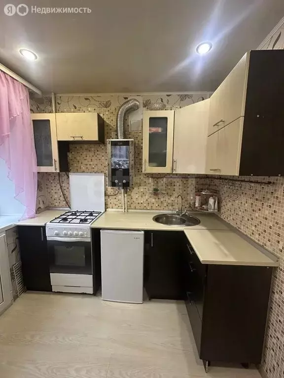 2-комнатная квартира: Шадринск, улица Автомобилистов, 58 (45.3 м) - Фото 1