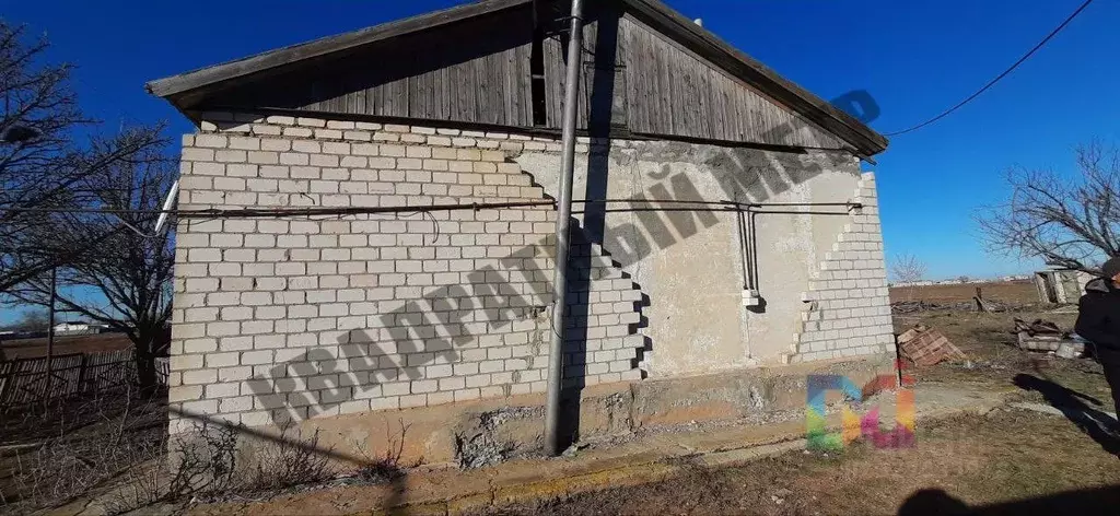 Дом в Калмыкия, Октябрьский район, пос. Большой Царын Северный пер., 4 ... - Фото 2