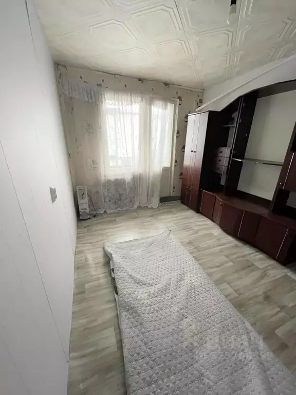 Комната Свердловская область, Екатеринбург ул. Пехотинцев, 9 (10.0 м) - Фото 1