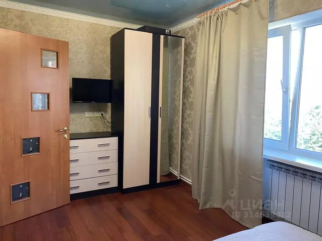 2-к кв. Крым, Феодосия ул. Дружбы, 30 (50.0 м) - Фото 1