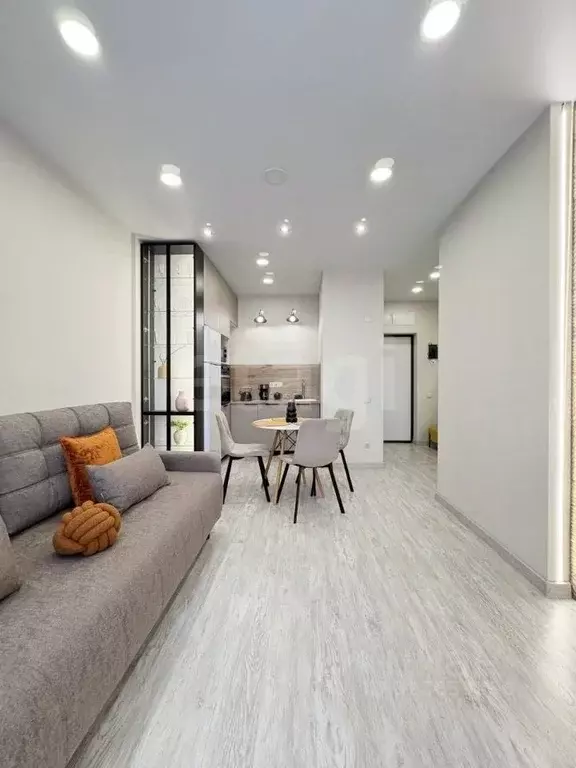 1-к кв. Тюменская область, Тюмень Полевая ул., 108 (37.0 м) - Фото 0