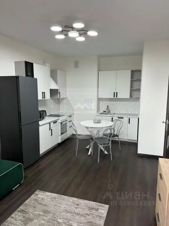 3-к кв. Санкт-Петербург ул. Тосина, 6 (80.3 м) - Фото 1