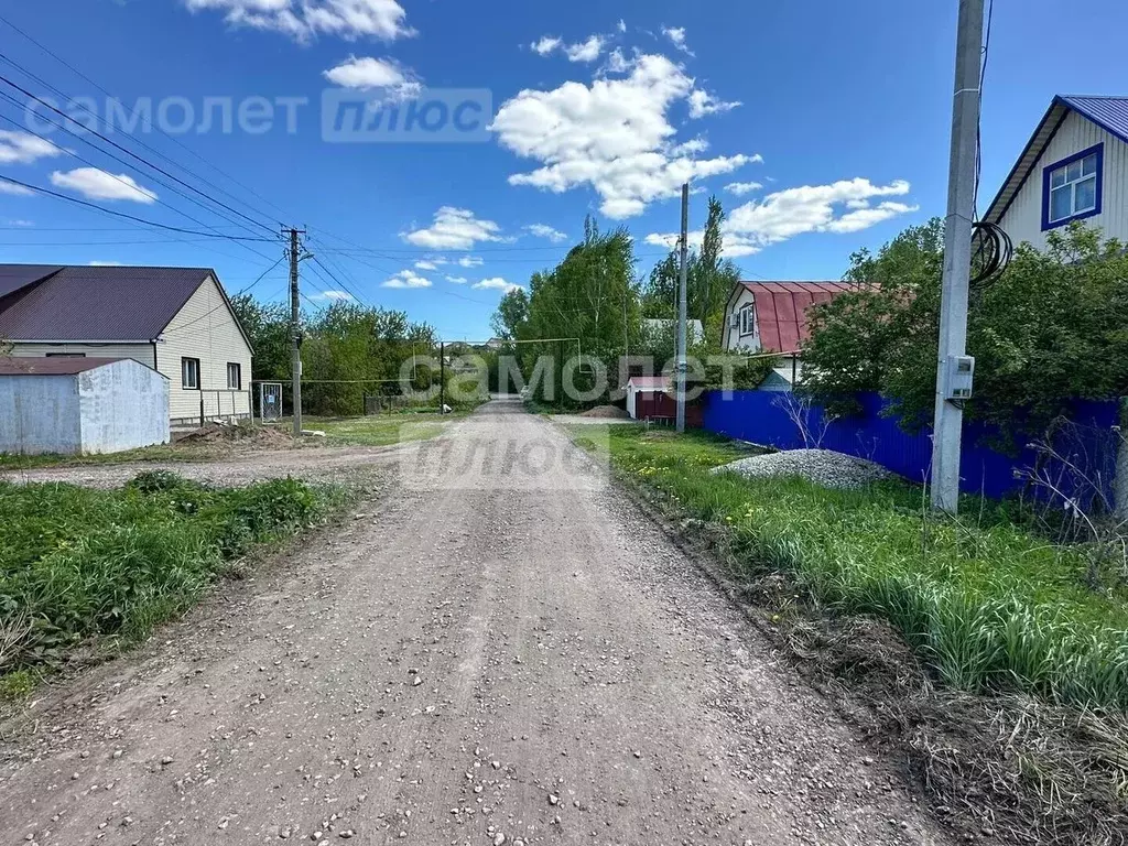 Участок в Башкортостан, Чишминский район, Алкинский сельсовет, с. ... - Фото 0