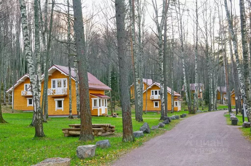 Дом в Ленинградская область, Приозерский район, Петровское с/пос, пос. ... - Фото 1