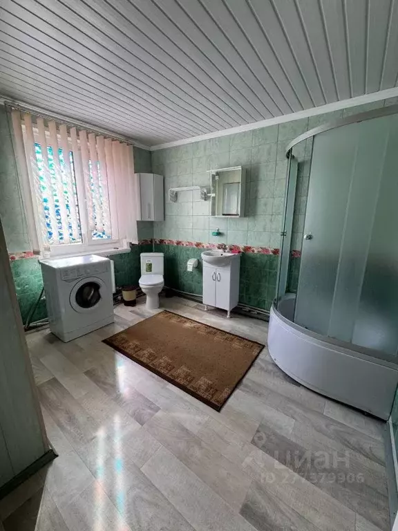 2-к кв. Крым, Симферополь ул. 51-й Армии, 47 (80.0 м) - Фото 2