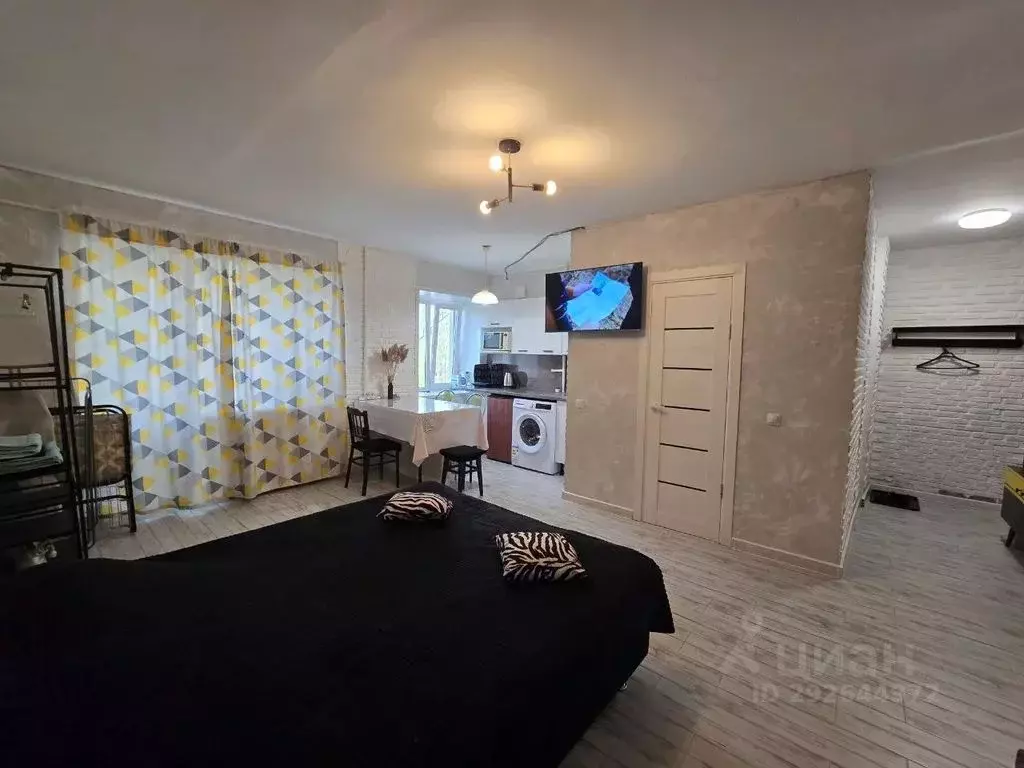 Студия Пермский край, Пермь ул. Крупской, 45 (30.0 м) - Фото 1