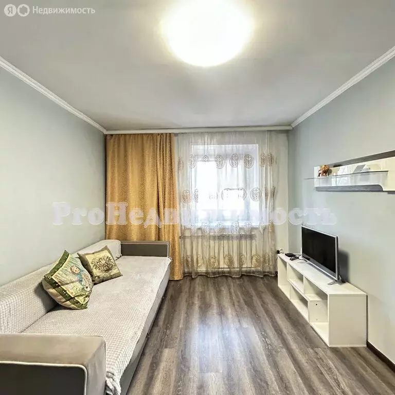 3-комнатная квартира: Кызыл, улица Ленина, 43 (41.2 м) - Фото 1