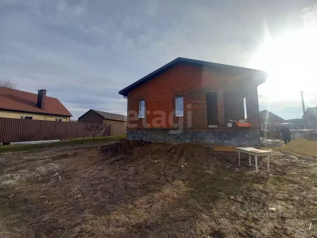 Дом в Белгородская область, Алексеевка ул. Розовый бульвар, 4 (95 м) - Фото 1