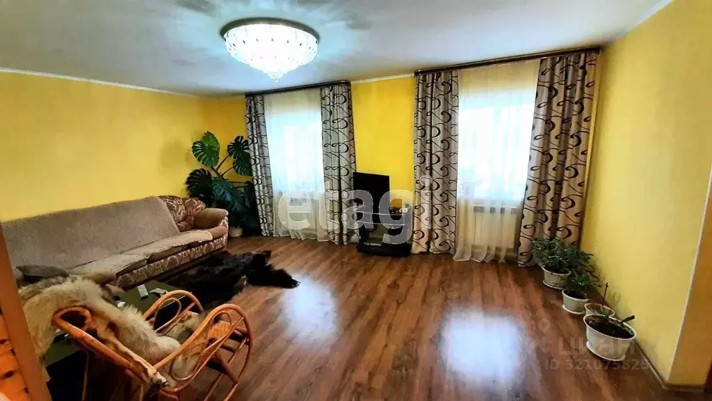 Дом в Бурятия, Улан-Удэ Аршан мкр, ул. Дарвина, 117 (140 м) - Фото 1