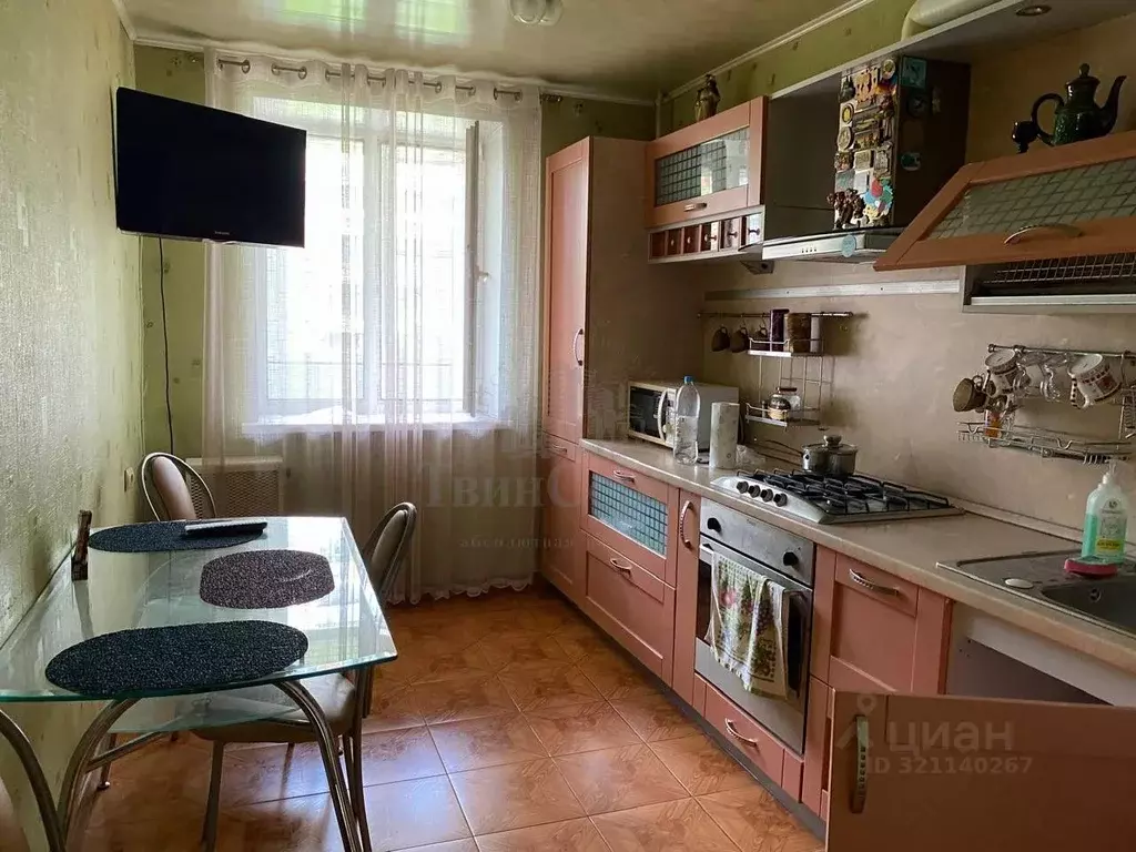 2-к кв. Тульская область, Тула ул. Кирова, 17 (58.7 м) - Фото 1