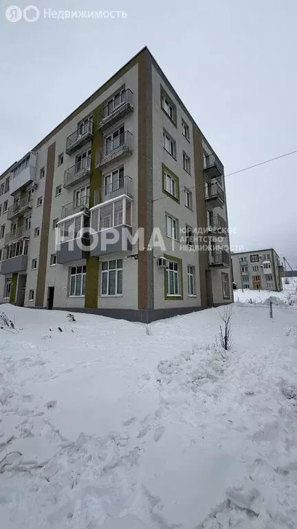 2-комнатная квартира: Октябрьский, 38-й микрорайон, 6 (52.7 м) - Фото 2